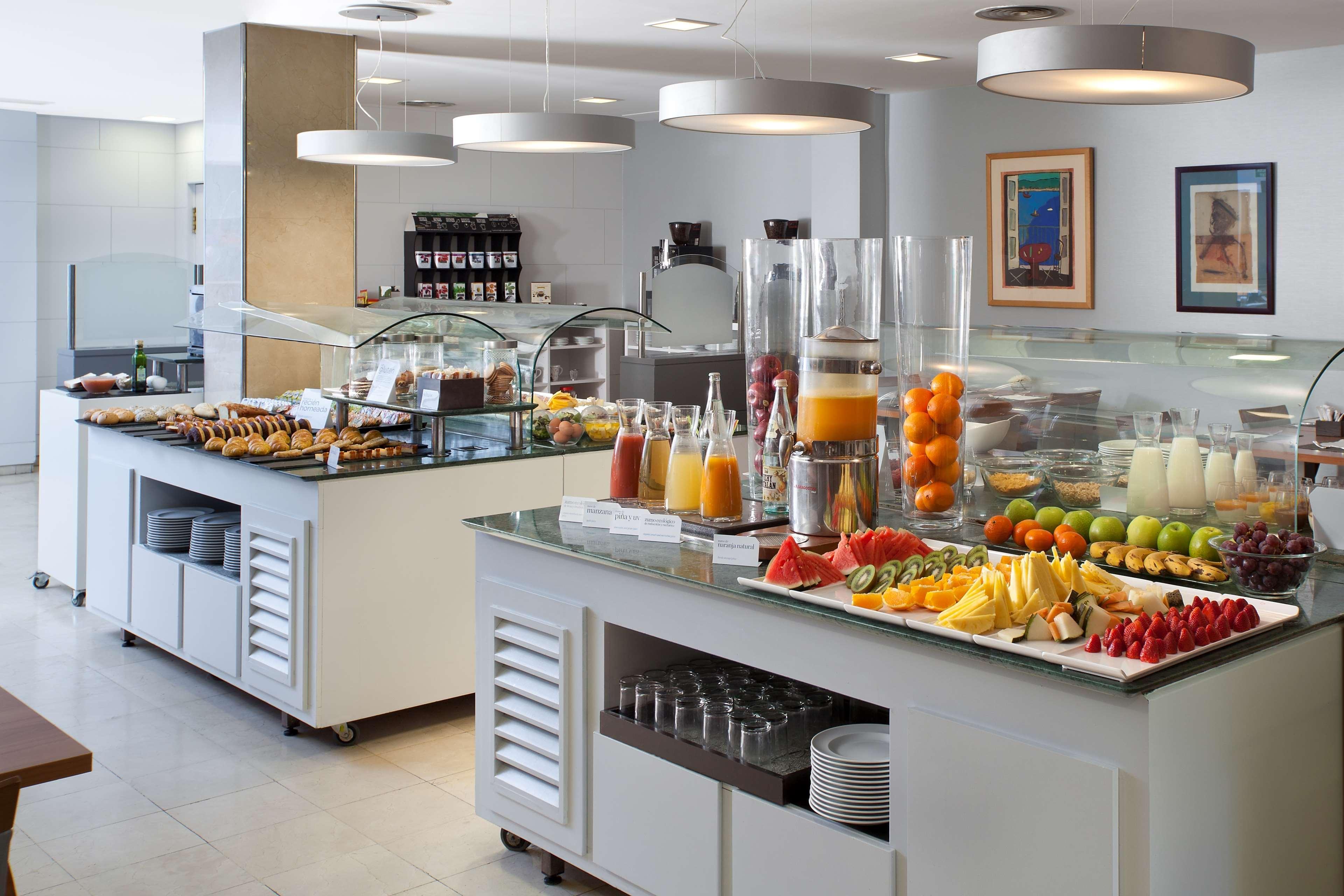 Nh Ciudad De Santander Hotel Bagian luar foto