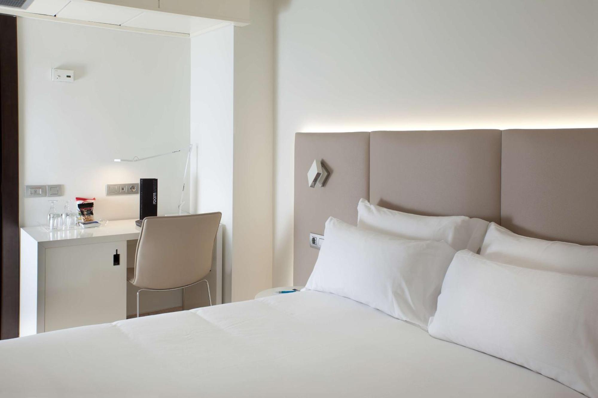 Nh Ciudad De Santander Hotel Bagian luar foto