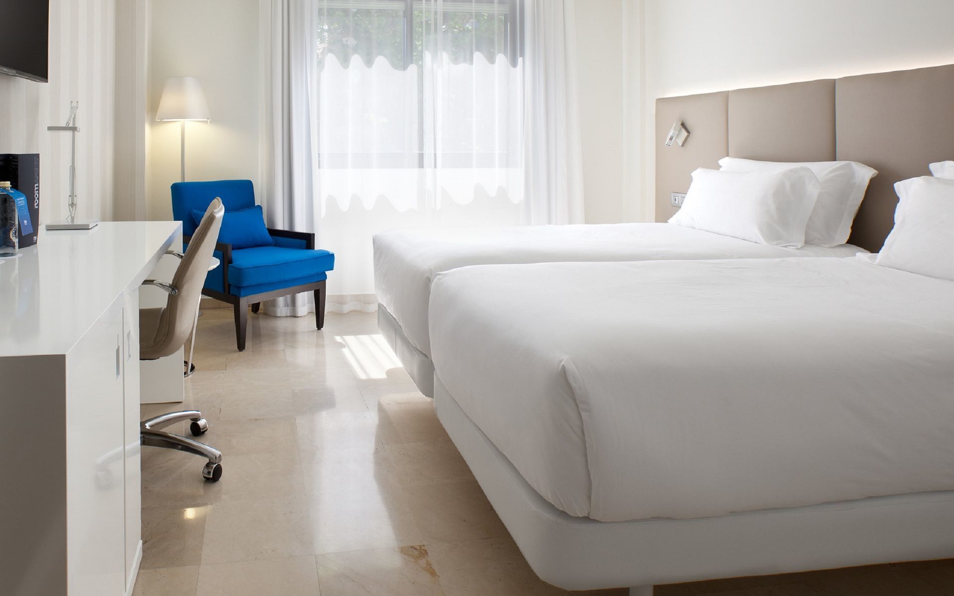 Nh Ciudad De Santander Hotel Bagian luar foto