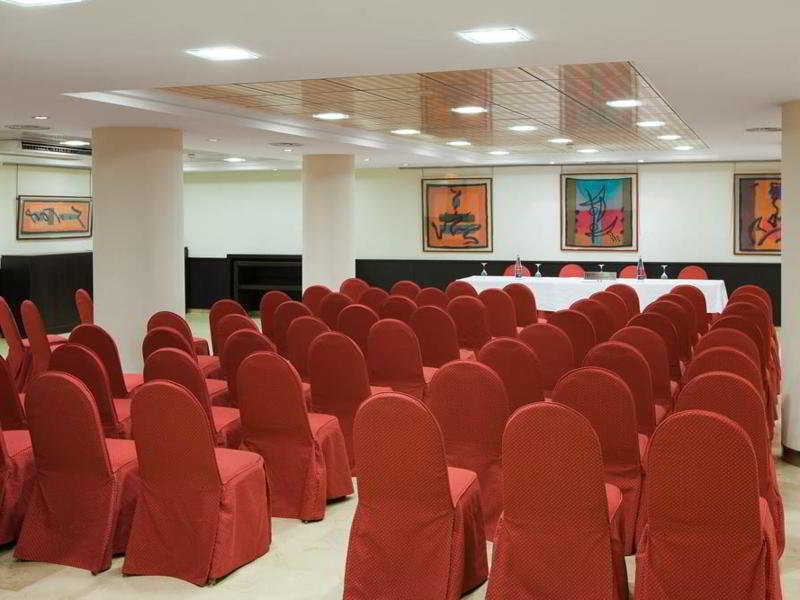 Nh Ciudad De Santander Hotel Bagian luar foto